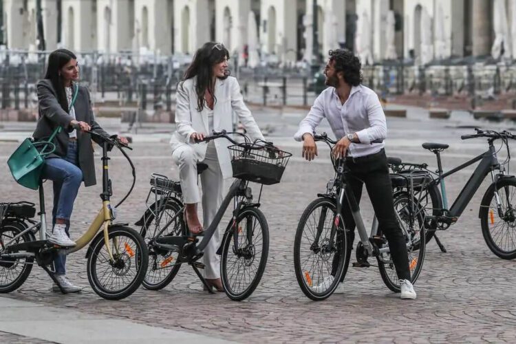 Lancia se sube al tren de las bicicletas eléctricas con hasta cuatro modelos distintos