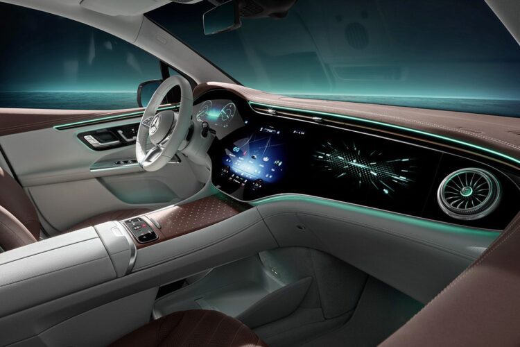 Estreno mundial digital del nuevo EQE SUV