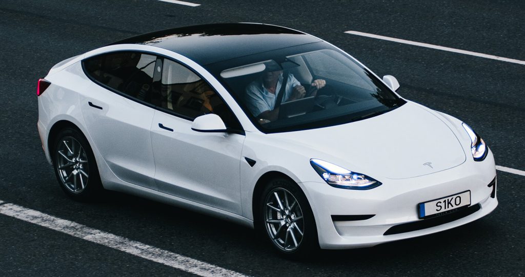 tesla coche eléctrico