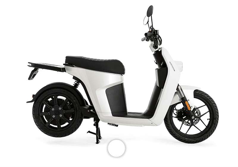 moto electrica blanca arena