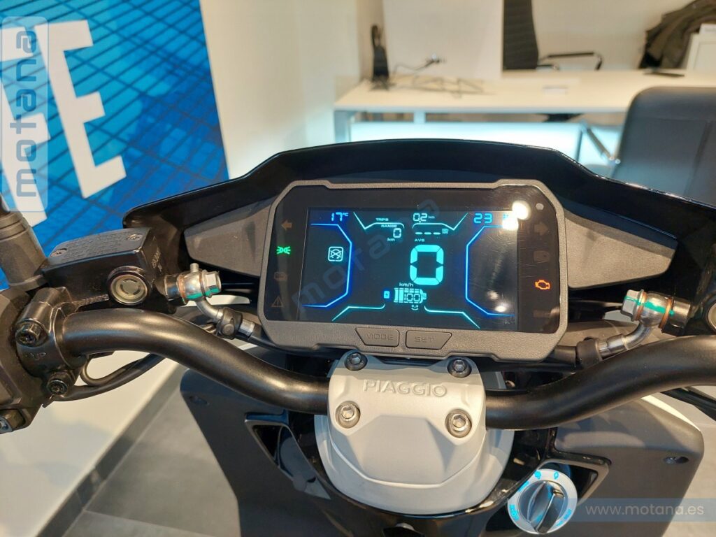 moto piaggio 1 active electrico nro 12