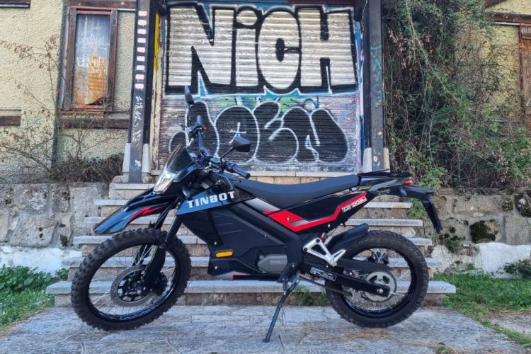 TINBOT ES1-X PRO: La motocicleta eléctrica para tu aventura diaria