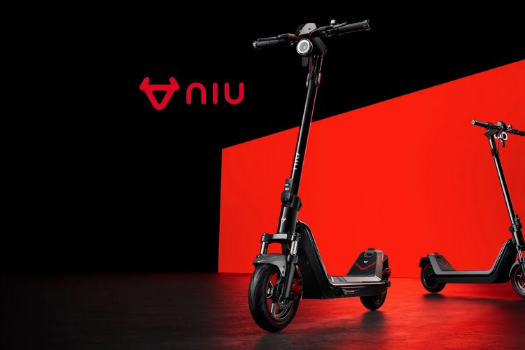 Nuevos patinetes eléctricos NIU KQi 300: fusión perfecta de potencia, seguridad y tecnología