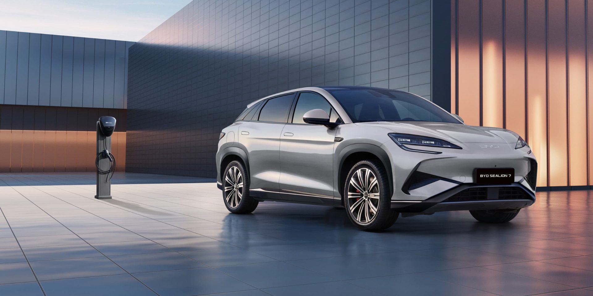 byd sealion 7 charging 01 l